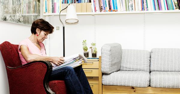 Ny bog gør op med det grænseløse arbejde | Roskilde Universitet